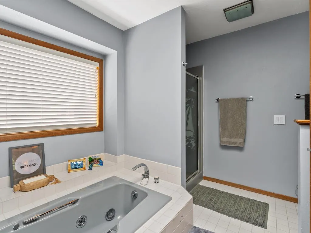 519 E Walnut Pl, Sturgeon Bay Wi 54235, 3 Bedrooms Bedrooms, ,2 BathroomsBathrooms,Inland-Residential,For Sale,E Walnut Pl,143201