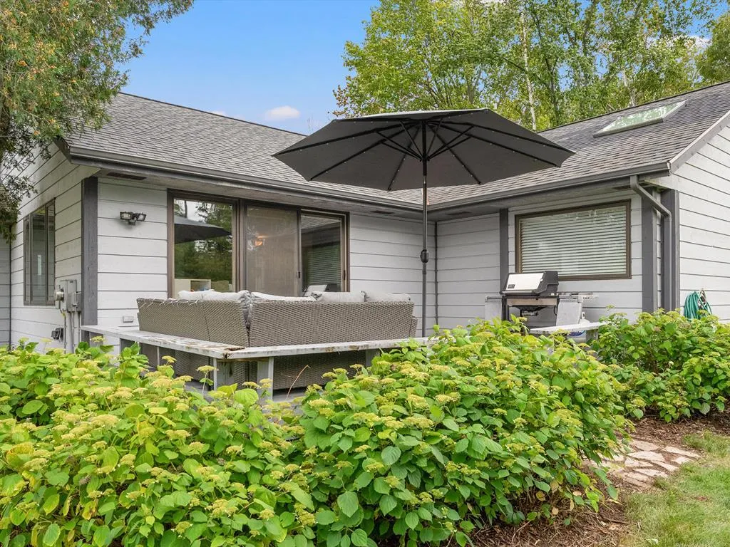 519 E Walnut Pl, Sturgeon Bay Wi 54235, 3 Bedrooms Bedrooms, ,2 BathroomsBathrooms,Inland-Residential,For Sale,E Walnut Pl,143201