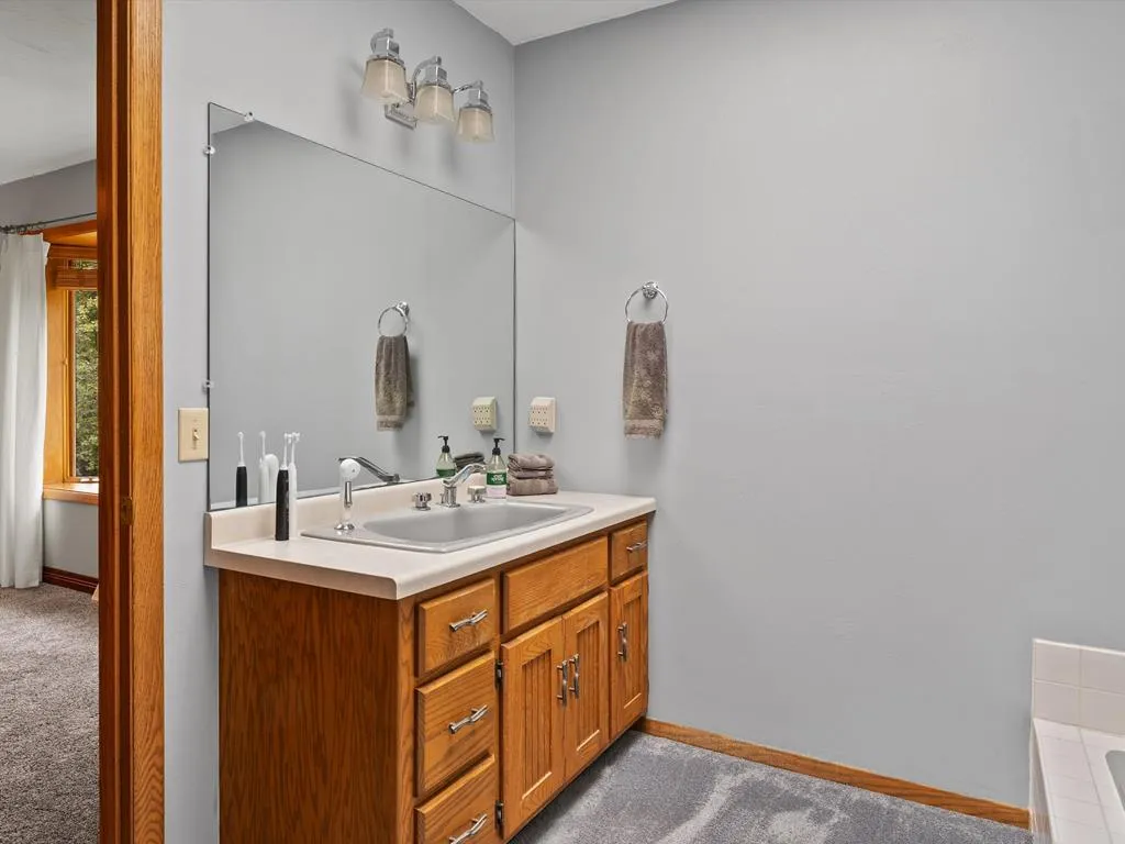 519 E Walnut Pl, Sturgeon Bay Wi 54235, 3 Bedrooms Bedrooms, ,2 BathroomsBathrooms,Inland-Residential,For Sale,E Walnut Pl,143201