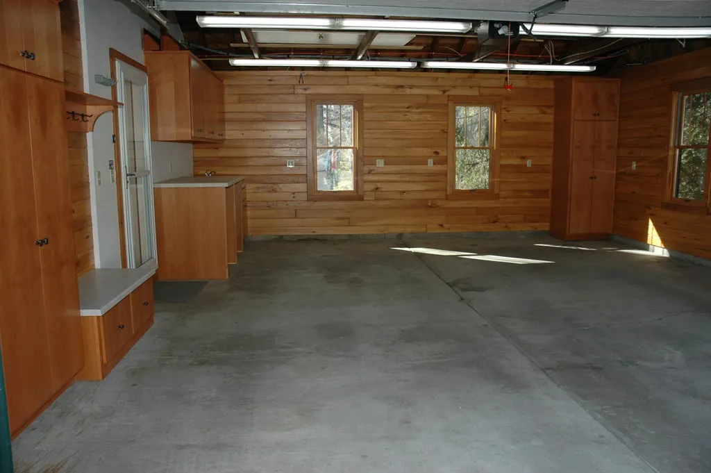 4027 Bay Shore Dr, Sturgeon Bay Wi 54235, 3 Bedrooms Bedrooms, ,2 BathroomsBathrooms,Inland-Residential,For Sale,Bay Shore Dr,141465