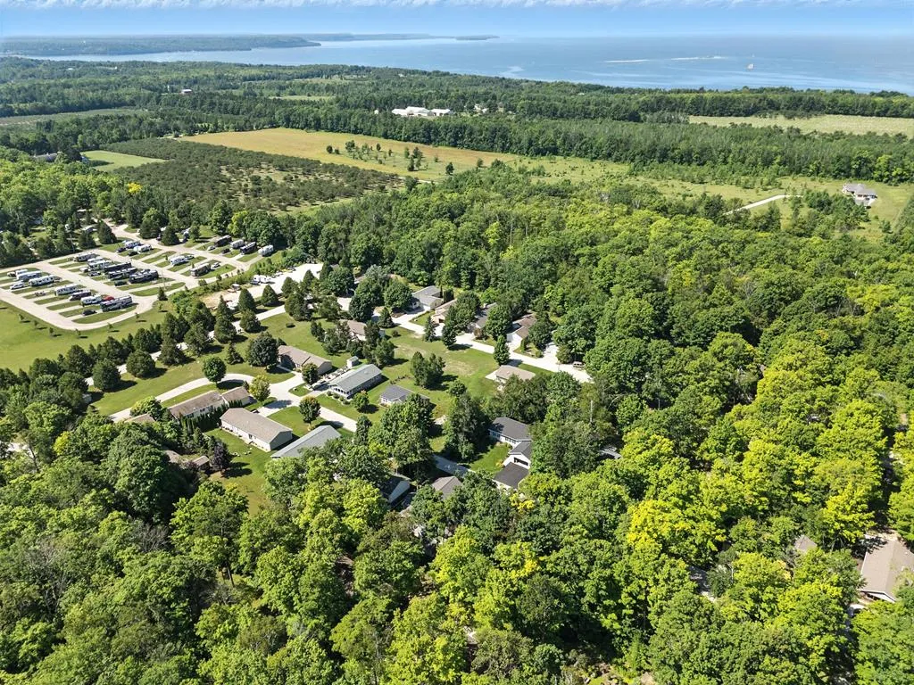11628 Carrington Ln # 45, Ellison Bay, Wisconsin 54210, 3 Bedrooms Bedrooms, ,2 BathroomsBathrooms,Condominium,For Sale,Carrington Ln,144347