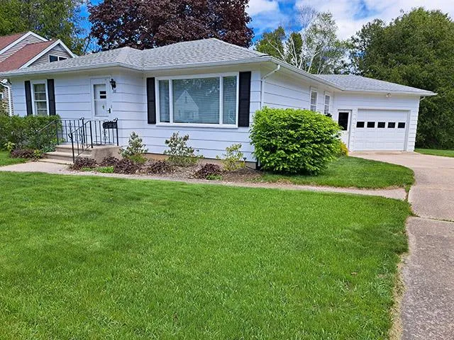 28 N Hudson Ave, Sturgeon Bay, Wisconsin 54235, 2 Bedrooms Bedrooms, ,1 BathroomBathrooms,Inland-Residential,For Sale,N Hudson Ave,144034