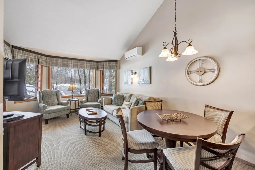 4920 Landmark Cir # 2324, Egg Harbor Wi 54209, 2 Bedrooms Bedrooms, ,1 BathroomBathrooms,Condominium,For Sale,Landmark Cir,143648