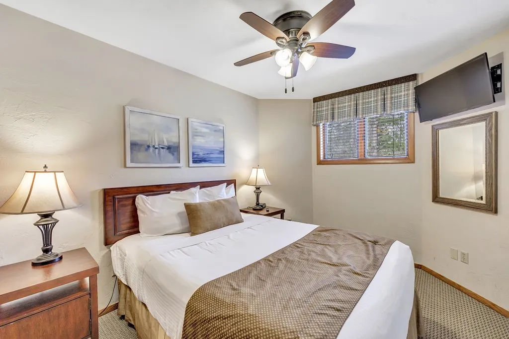 4920 Landmark Cir # 2324, Egg Harbor Wi 54209, 2 Bedrooms Bedrooms, ,1 BathroomBathrooms,Condominium,For Sale,Landmark Cir,143648