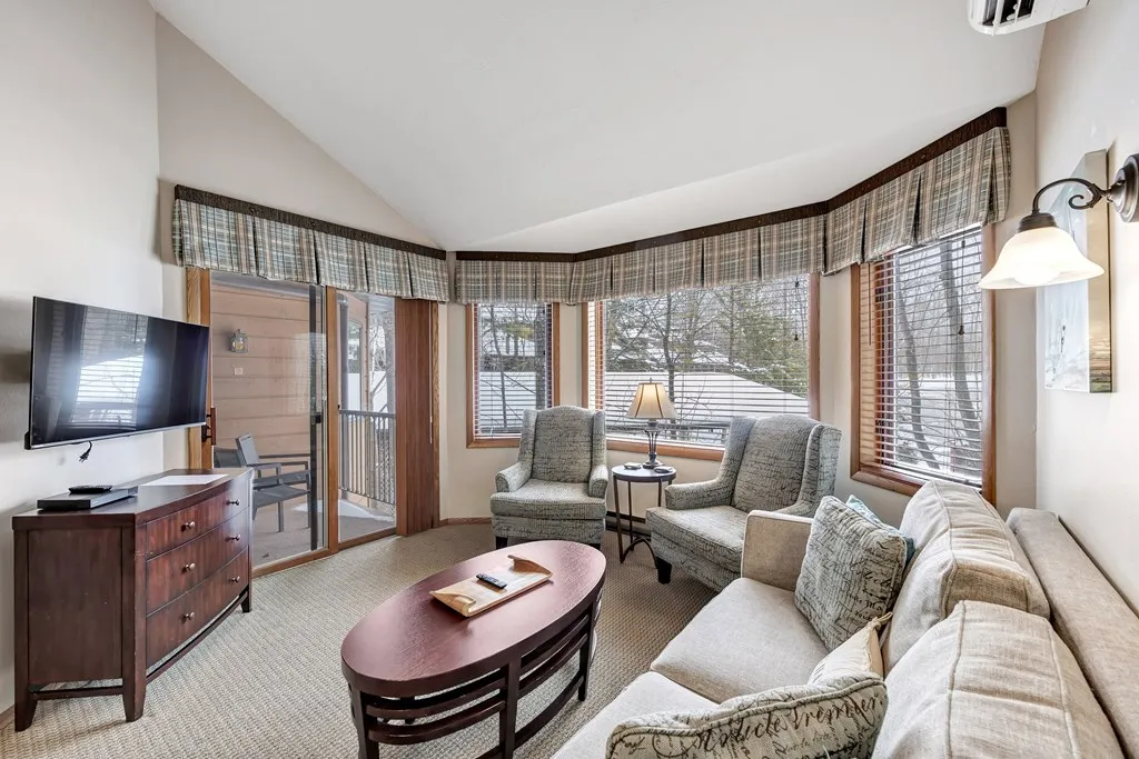 4920 Landmark Cir # 2324, Egg Harbor Wi 54209, 2 Bedrooms Bedrooms, ,1 BathroomBathrooms,Condominium,For Sale,Landmark Cir,143648