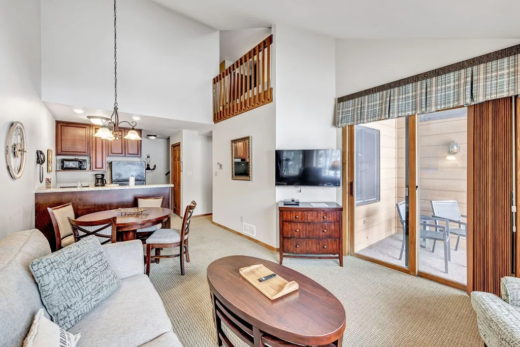 4920 Landmark Cir # 2324, Egg Harbor Wi 54209, 2 Bedrooms Bedrooms, ,1 BathroomBathrooms,Condominium,For Sale,Landmark Cir,143648