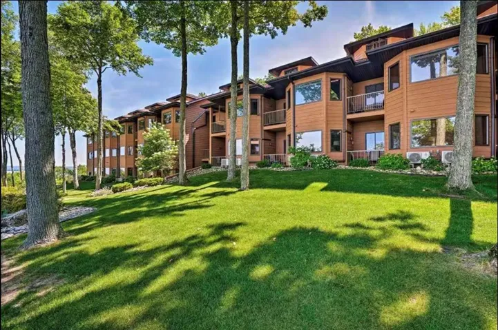 4920 Landmark Cir # 2324, Egg Harbor Wi 54209, 2 Bedrooms Bedrooms, ,1 BathroomBathrooms,Condominium,For Sale,Landmark Cir,143648