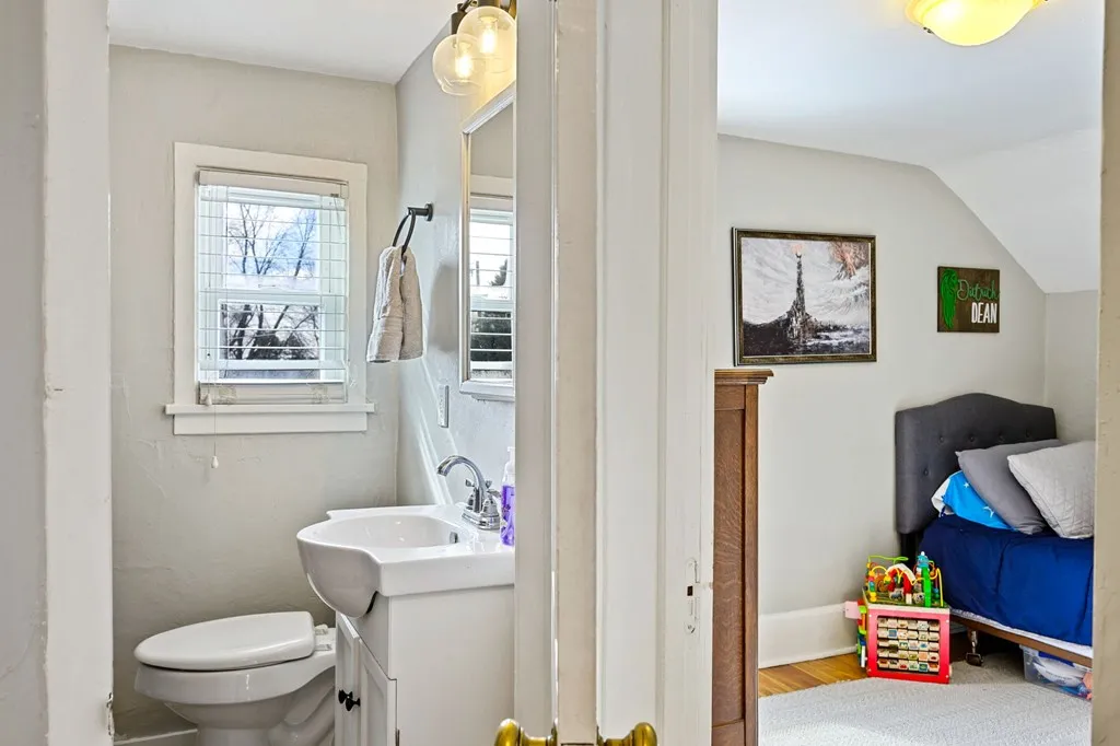 949 Superior St, Sturgeon Bay Wi 54235, 3 Bedrooms Bedrooms, ,2 BathroomsBathrooms,Inland-Residential,For Sale,Superior St,141428