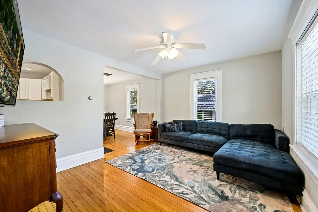 949 Superior St, Sturgeon Bay Wi 54235, 3 Bedrooms Bedrooms, ,2 BathroomsBathrooms,Inland-Residential,For Sale,Superior St,141428