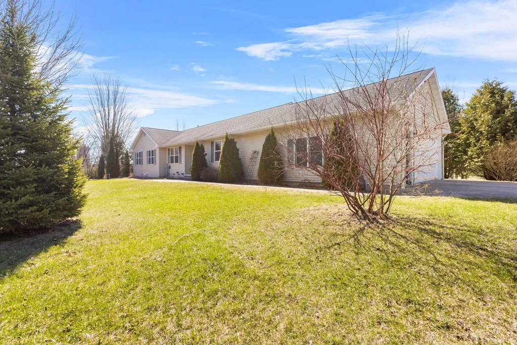 4909 Ripp Rd, Sturgeon Bay Wi 54235, 3 Bedrooms Bedrooms, ,3 BathroomsBathrooms,Inland-Residential,For Sale,Ripp Rd,143893