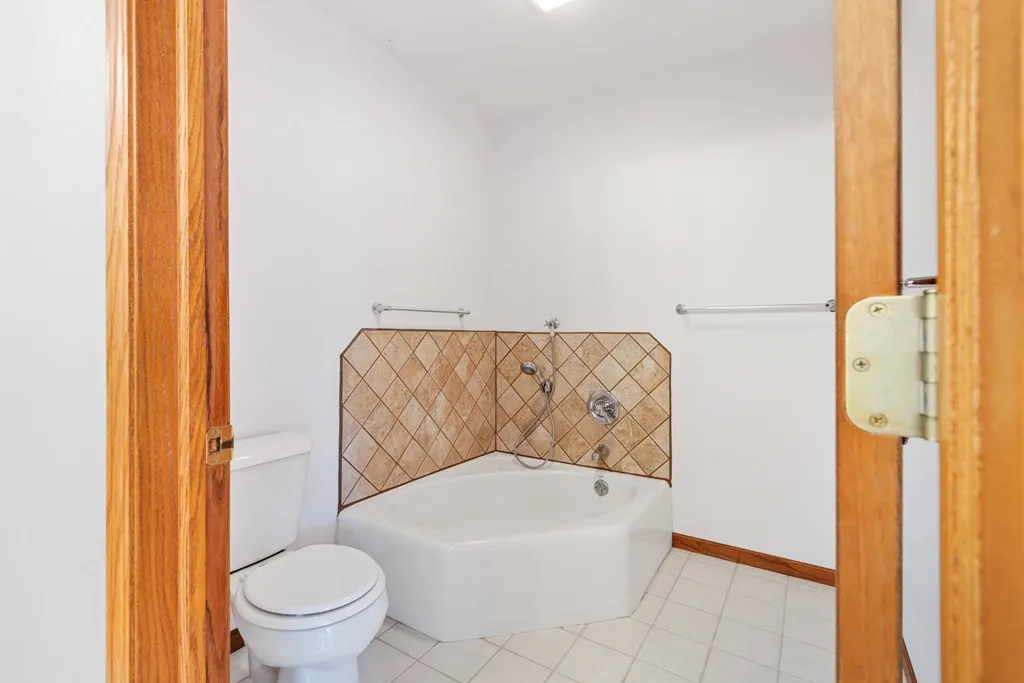 4909 Ripp Rd, Sturgeon Bay Wi 54235, 3 Bedrooms Bedrooms, ,3 BathroomsBathrooms,Inland-Residential,For Sale,Ripp Rd,143893
