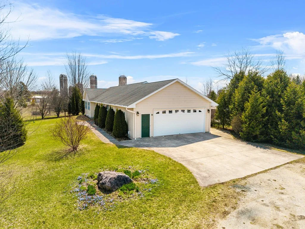 4909 Ripp Rd, Sturgeon Bay Wi 54235, 3 Bedrooms Bedrooms, ,3 BathroomsBathrooms,Inland-Residential,For Sale,Ripp Rd,143893