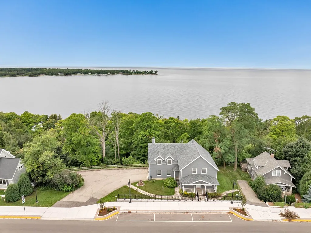 7897 Hwy 42, Egg Harbor, Wisconsin 54209, 2 Bedrooms Bedrooms, ,3 BathroomsBathrooms,Inland-Residential,For Sale,Hwy 42,144429
