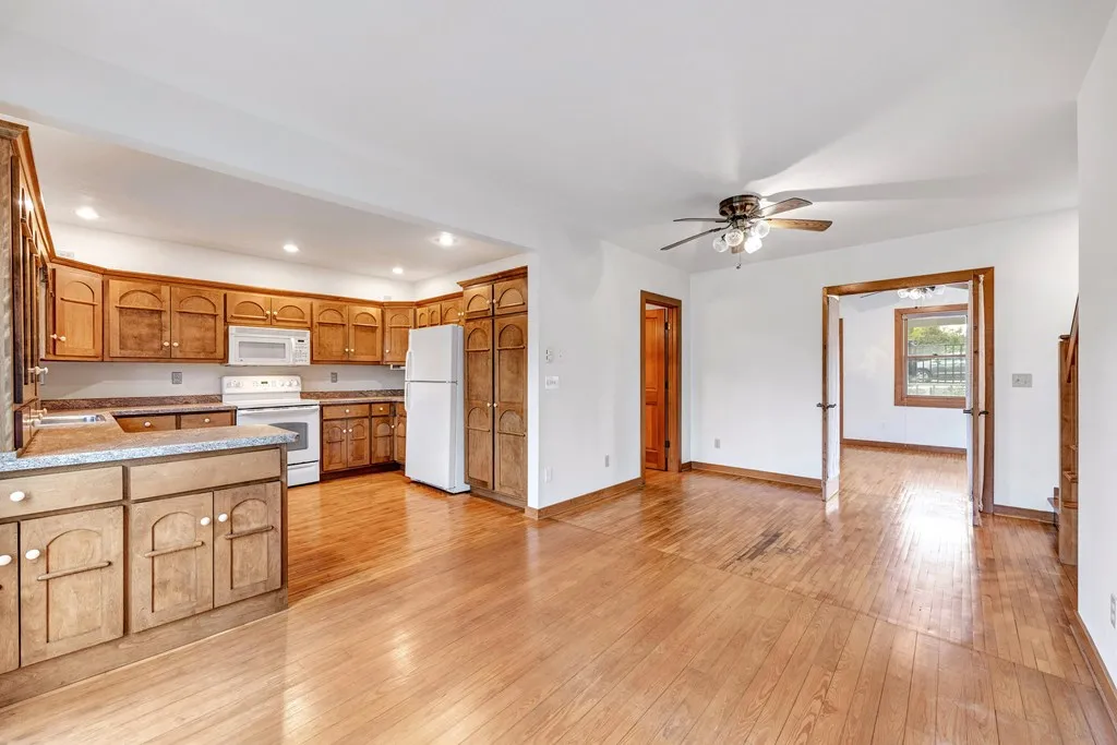 7897 Hwy 42, Egg Harbor, Wisconsin 54209, 2 Bedrooms Bedrooms, ,3 BathroomsBathrooms,Inland-Residential,For Sale,Hwy 42,144429