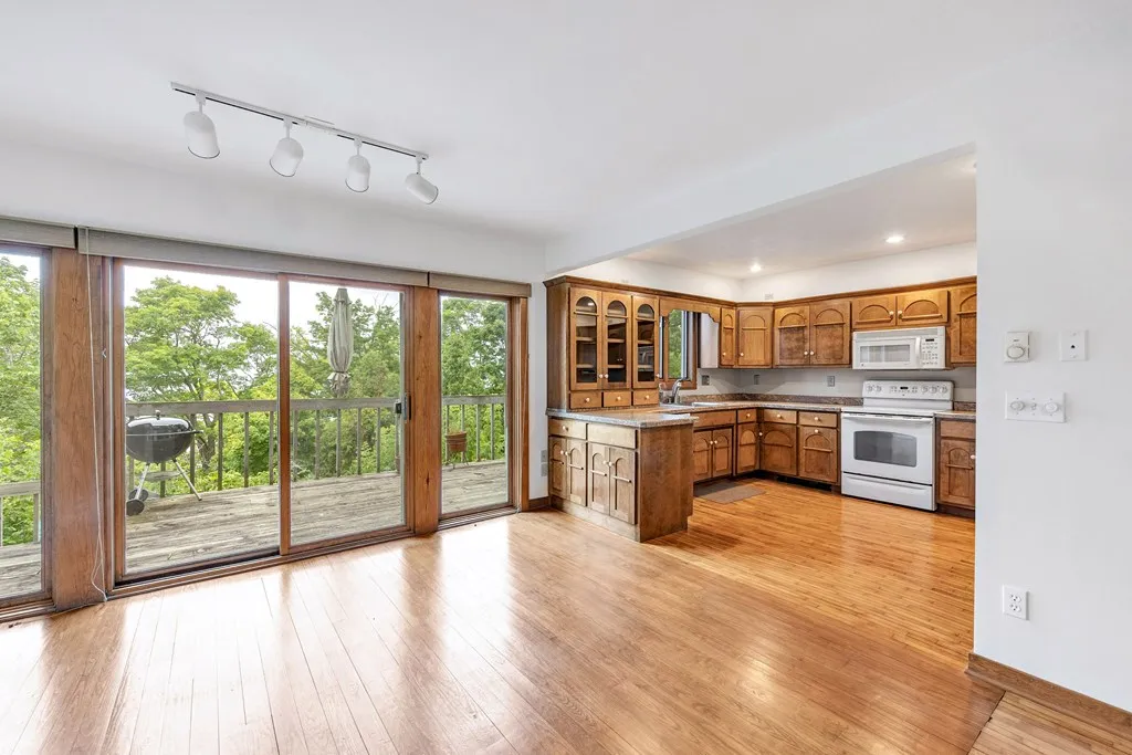 7897 Hwy 42, Egg Harbor, Wisconsin 54209, 2 Bedrooms Bedrooms, ,3 BathroomsBathrooms,Inland-Residential,For Sale,Hwy 42,144429
