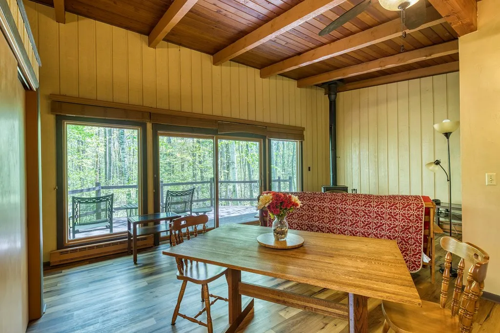 5310 Elaine Dr, Sturgeon Bay Wi 54235, 2 Bedrooms Bedrooms, ,1 BathroomBathrooms,Inland-Residential,For Sale,Elaine Dr,141664
