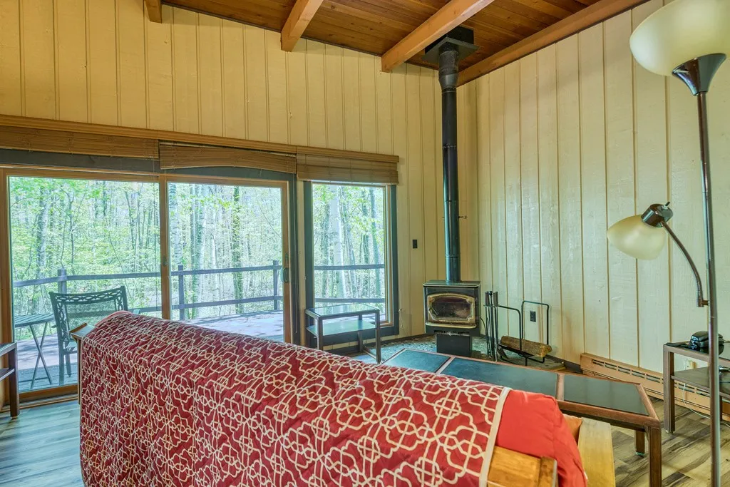 5310 Elaine Dr, Sturgeon Bay Wi 54235, 2 Bedrooms Bedrooms, ,1 BathroomBathrooms,Inland-Residential,For Sale,Elaine Dr,141664