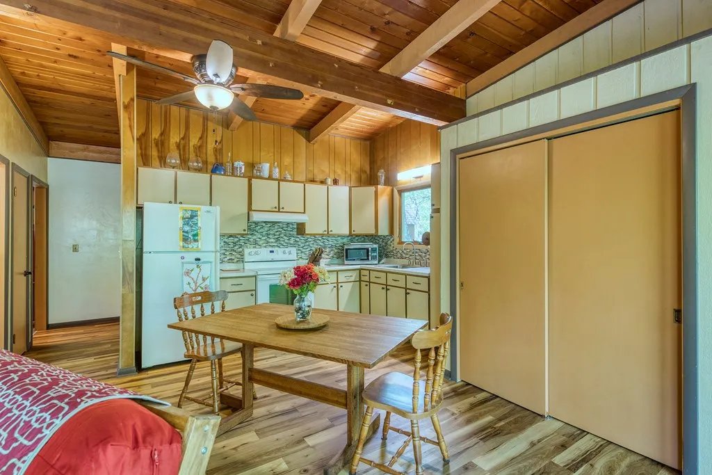 5310 Elaine Dr, Sturgeon Bay Wi 54235, 2 Bedrooms Bedrooms, ,1 BathroomBathrooms,Inland-Residential,For Sale,Elaine Dr,141664