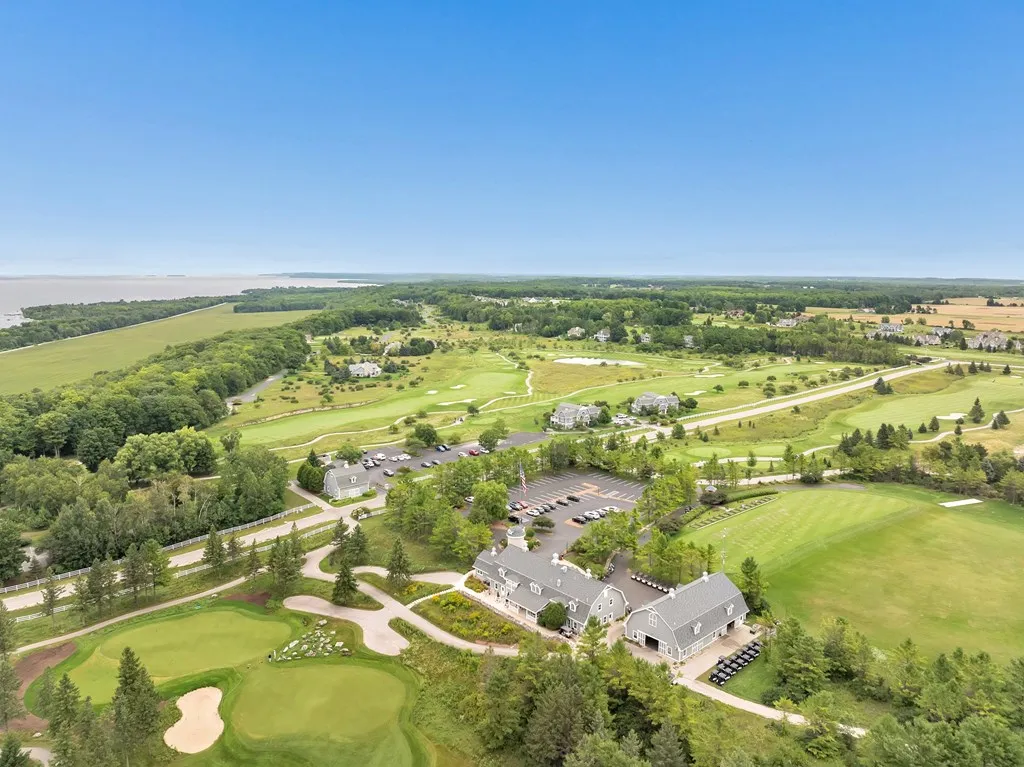 5280 Horseshoe Bay Rd # 6, Egg Harbor, Wisconsin 54209, 2 Bedrooms Bedrooms, ,2 BathroomsBathrooms,Condominium,For Sale,Horseshoe Bay Rd,144431