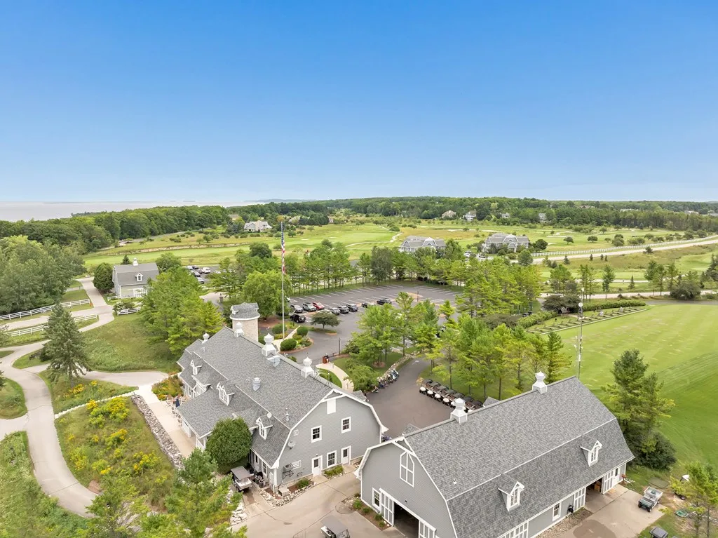 5280 Horseshoe Bay Rd # 6, Egg Harbor, Wisconsin 54209, 2 Bedrooms Bedrooms, ,2 BathroomsBathrooms,Condominium,For Sale,Horseshoe Bay Rd,144431