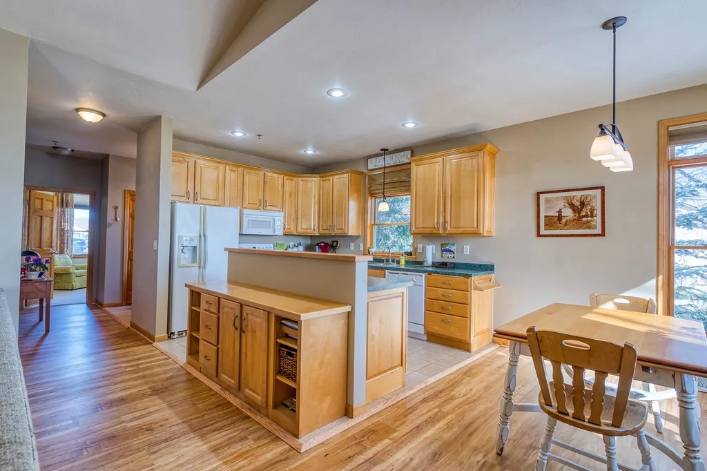 10566 Cut Stone Ct # 511, Sister Bay, Wisconsin 54234, 2 Bedrooms Bedrooms, ,2 BathroomsBathrooms,Condominium,For Sale,Cut Stone Ct,143941
