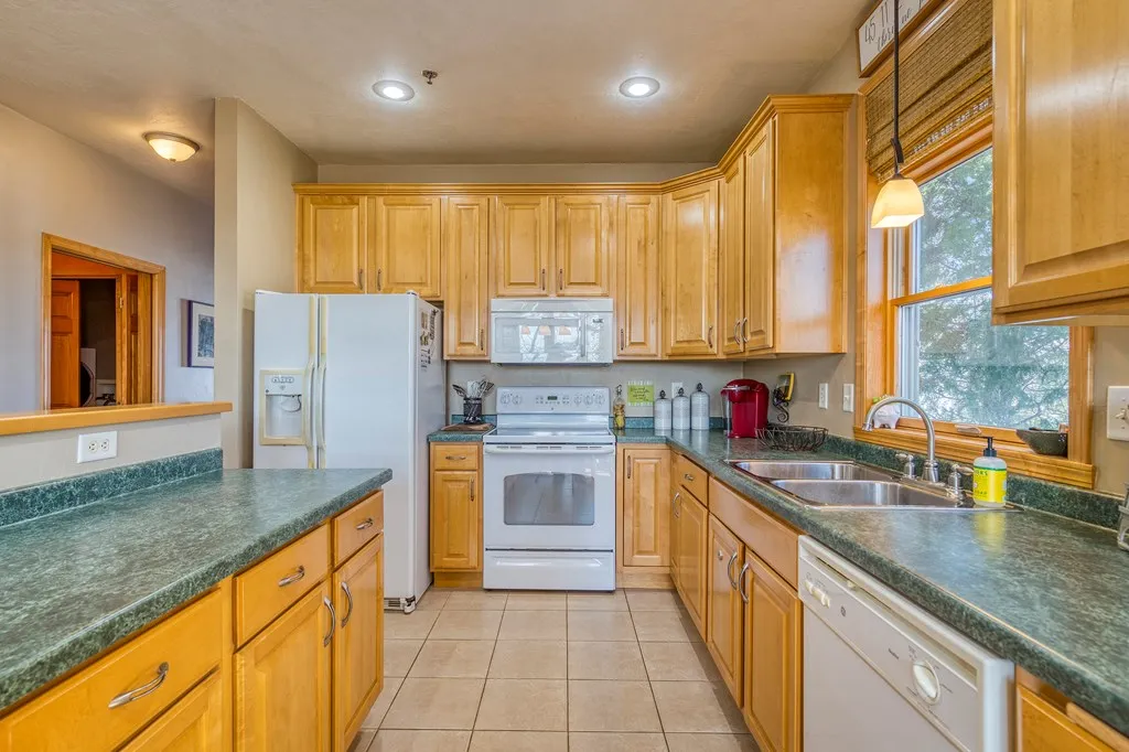 10566 Cut Stone Ct # 511, Sister Bay, Wisconsin 54234, 2 Bedrooms Bedrooms, ,2 BathroomsBathrooms,Condominium,For Sale,Cut Stone Ct,143941