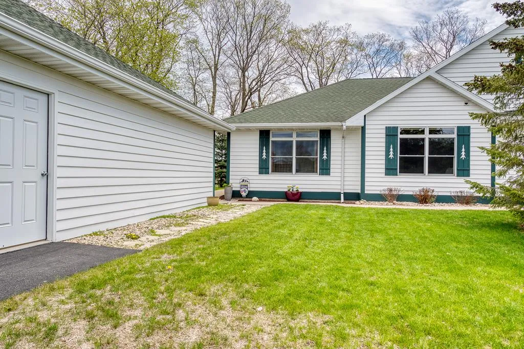 10566 Cut Stone Ct # 511, Sister Bay, Wisconsin 54234, 2 Bedrooms Bedrooms, ,2 BathroomsBathrooms,Condominium,For Sale,Cut Stone Ct,143941