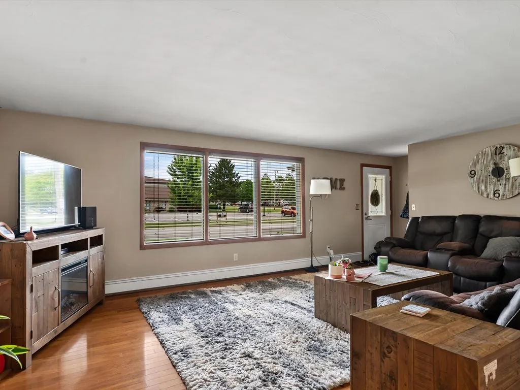 1753 Michigan St, Sturgeon Bay, Wisconsin 54235, 3 Bedrooms Bedrooms, ,2 BathroomsBathrooms,Inland-Residential,For Sale,Michigan St,144187