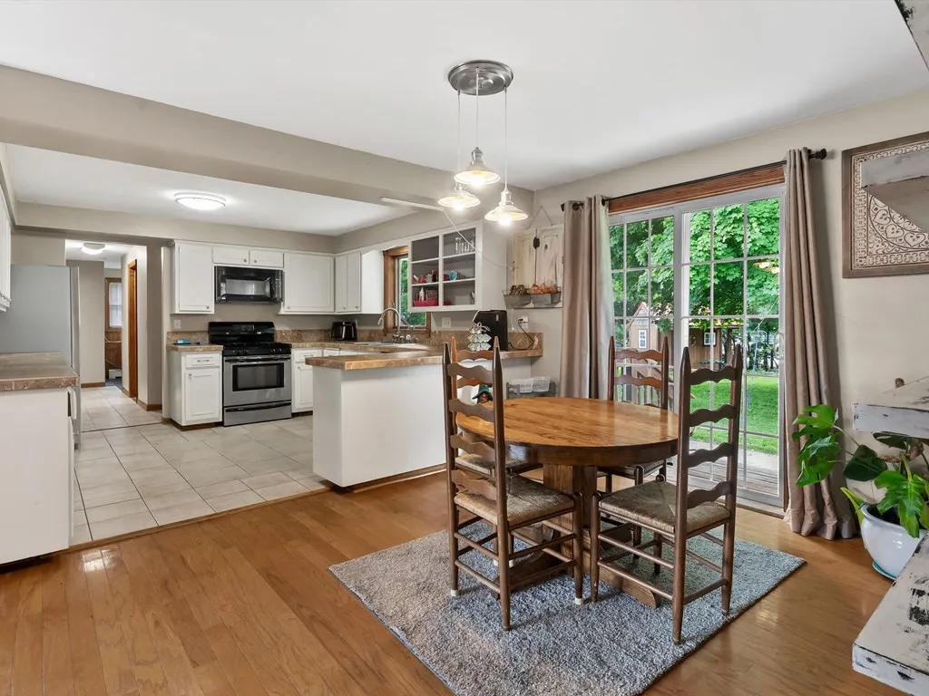 1753 Michigan St, Sturgeon Bay, Wisconsin 54235, 3 Bedrooms Bedrooms, ,2 BathroomsBathrooms,Inland-Residential,For Sale,Michigan St,144187