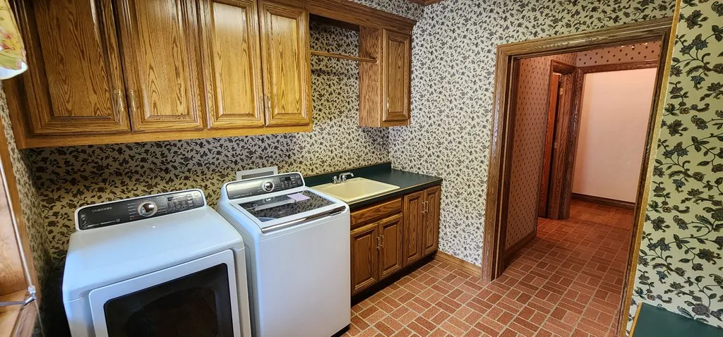 1461 N Bay Shore Dr, Brussels Wi 54204, 4 Bedrooms Bedrooms, ,4 BathroomsBathrooms,Waterfront-Residential,For Sale,N Bay Shore Rd,141817