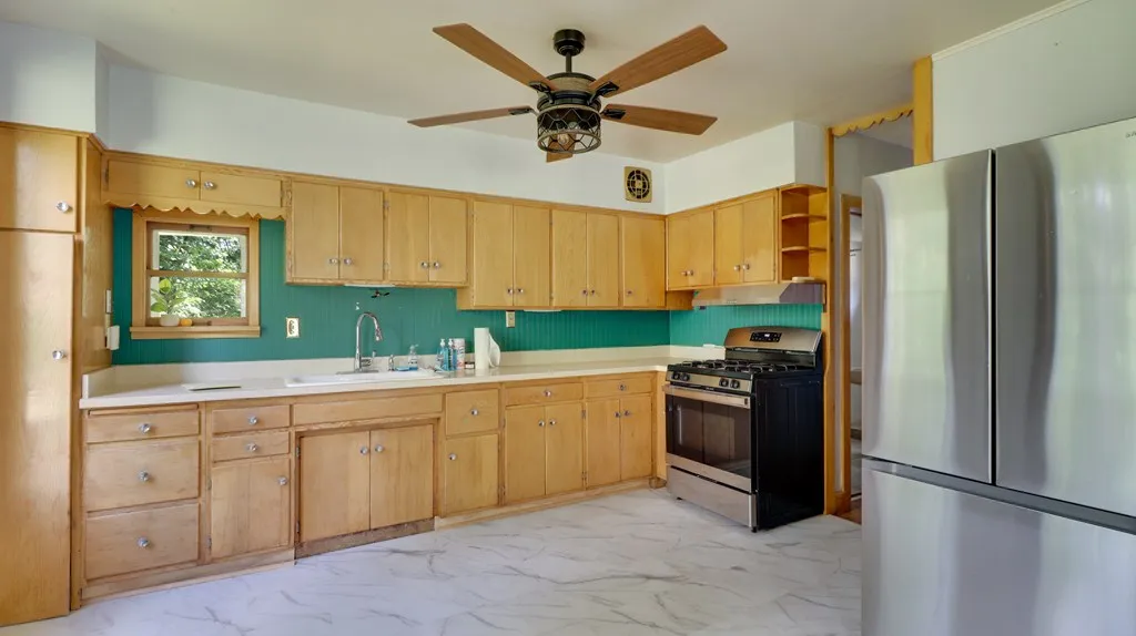 6413 W Duluth Pl, Sturgeon Bay, Wisconsin 54235, 3 Bedrooms Bedrooms, ,2 BathroomsBathrooms,Inland-Residential,For Sale,W Duluth Pl,144289