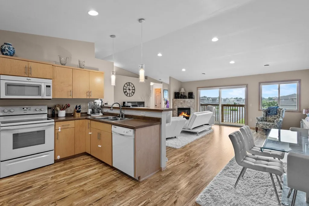 2410 Cherrywood Ln # 46, Sister Bay, Wisconsin 54234, 2 Bedrooms Bedrooms, ,2 BathroomsBathrooms,Condominium,For Sale,Cherrywood Ln,144279
