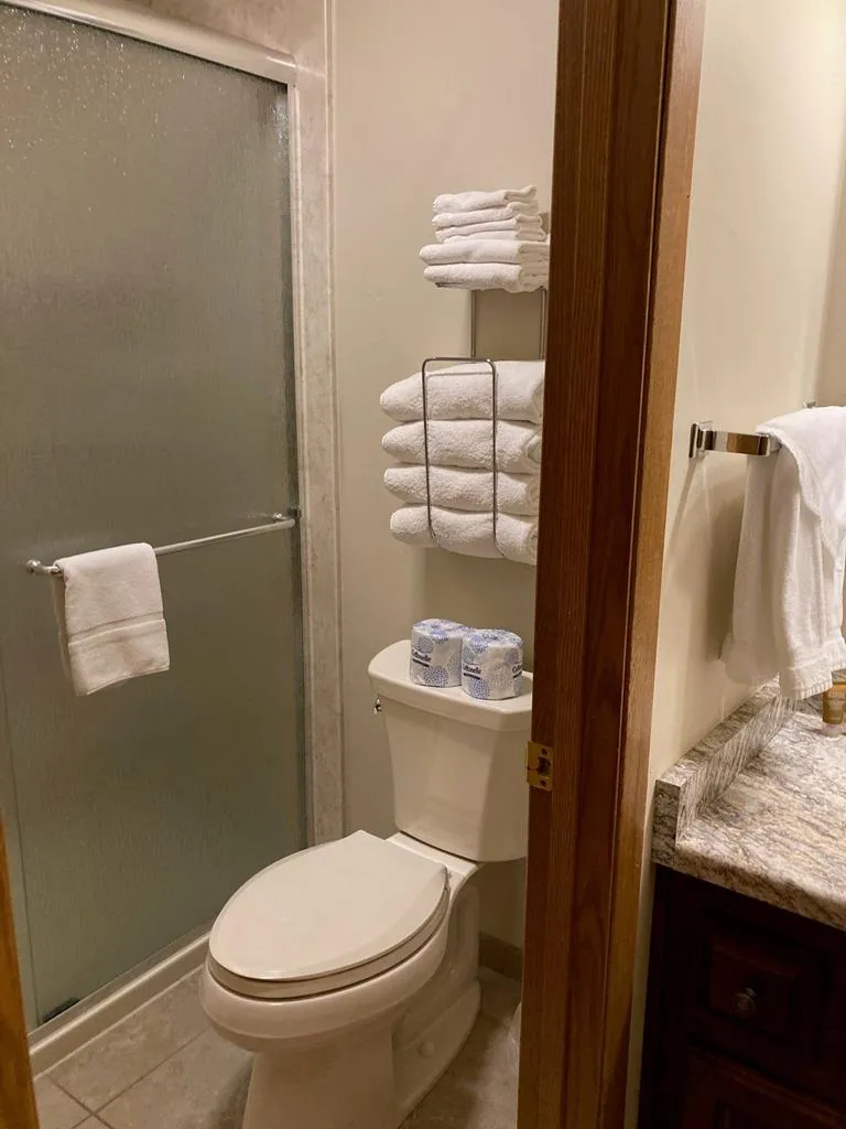 4920 Landmark Cir, Egg Harbor Wi 54209, 1 Bedroom Bedrooms, ,1 BathroomBathrooms,Condominium,For Sale,Landmark Cir,141494