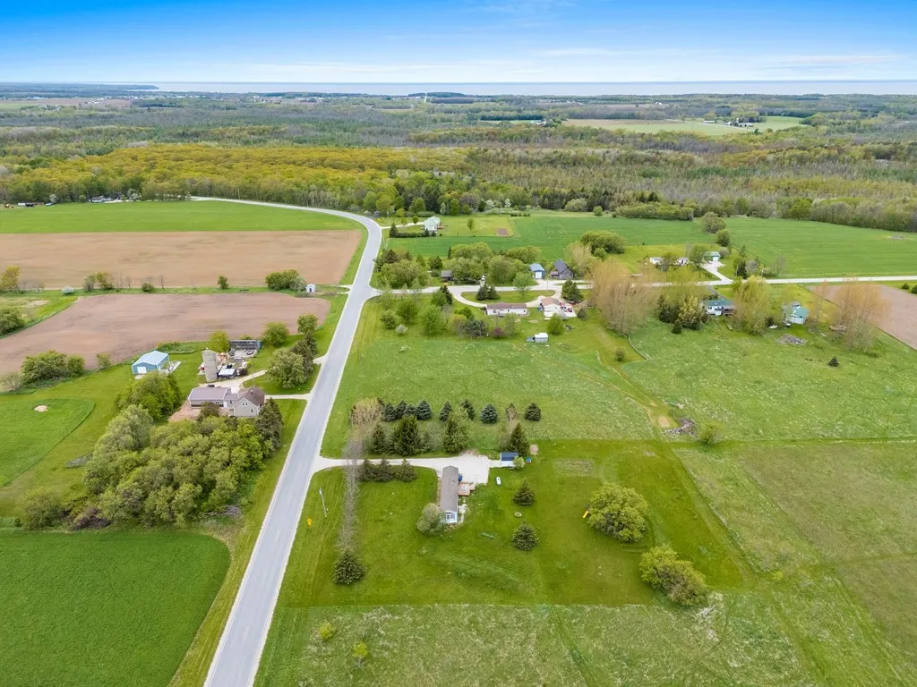 10108 County Rd X, Town Of Union, Wisconsin 54205, 2 Bedrooms Bedrooms, ,1 BathroomBathrooms,Inland-Residential,For Sale,County Rd X,143963