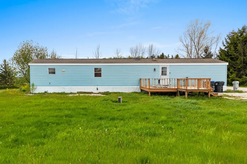 10108 County Rd X, Town Of Union, Wisconsin 54205, 2 Bedrooms Bedrooms, ,1 BathroomBathrooms,Inland-Residential,For Sale,County Rd X,143963