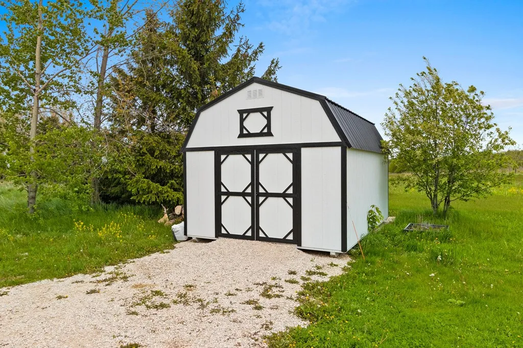 10108 County Rd X, Town Of Union, Wisconsin 54205, 2 Bedrooms Bedrooms, ,1 BathroomBathrooms,Inland-Residential,For Sale,County Rd X,143963