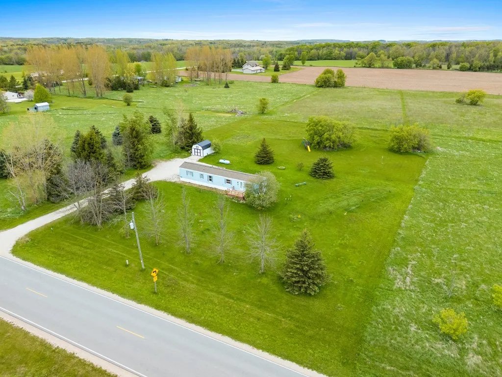 10108 County Rd X, Town Of Union, Wisconsin 54205, 2 Bedrooms Bedrooms, ,1 BathroomBathrooms,Inland-Residential,For Sale,County Rd X,143963