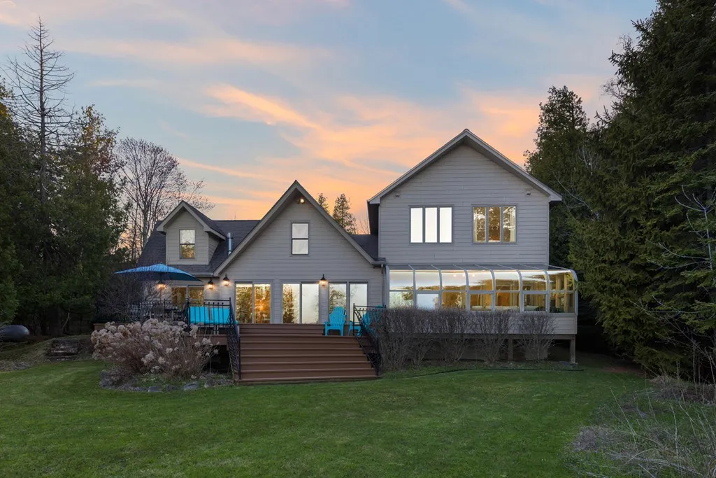 5282 W Shore Dr, Sturgeon Bay Wi 54235, 4 Bedrooms Bedrooms, ,5 BathroomsBathrooms,Waterfront-Residential,For Sale,W Shore Dr,143900