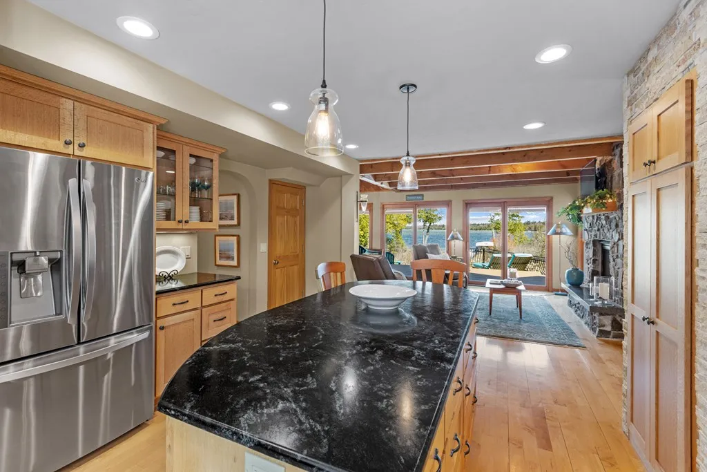 5282 W Shore Dr, Sturgeon Bay Wi 54235, 4 Bedrooms Bedrooms, ,5 BathroomsBathrooms,Waterfront-Residential,For Sale,W Shore Dr,143900