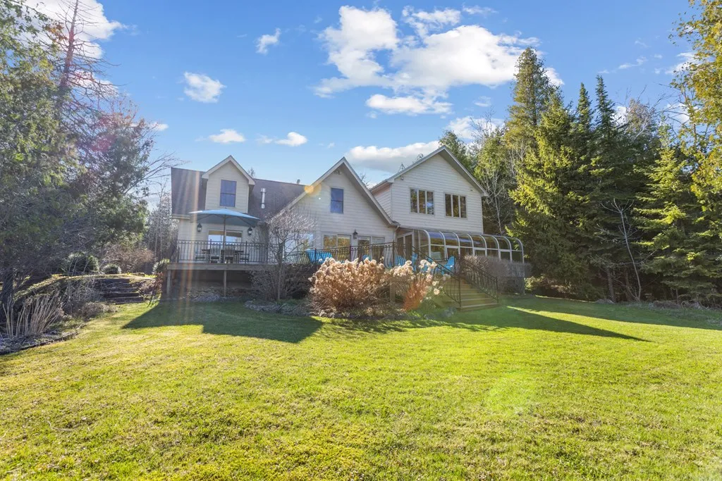 5282 W Shore Dr, Sturgeon Bay Wi 54235, 4 Bedrooms Bedrooms, ,5 BathroomsBathrooms,Waterfront-Residential,For Sale,W Shore Dr,143900
