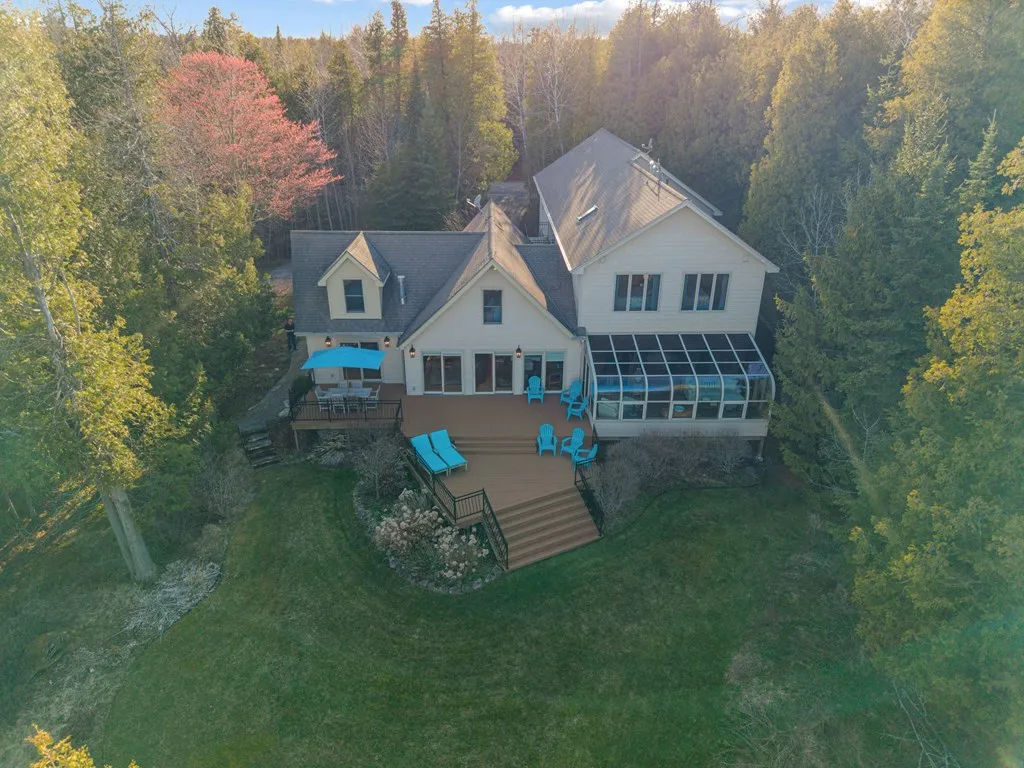 5282 W Shore Dr, Sturgeon Bay Wi 54235, 4 Bedrooms Bedrooms, ,5 BathroomsBathrooms,Waterfront-Residential,For Sale,W Shore Dr,143900