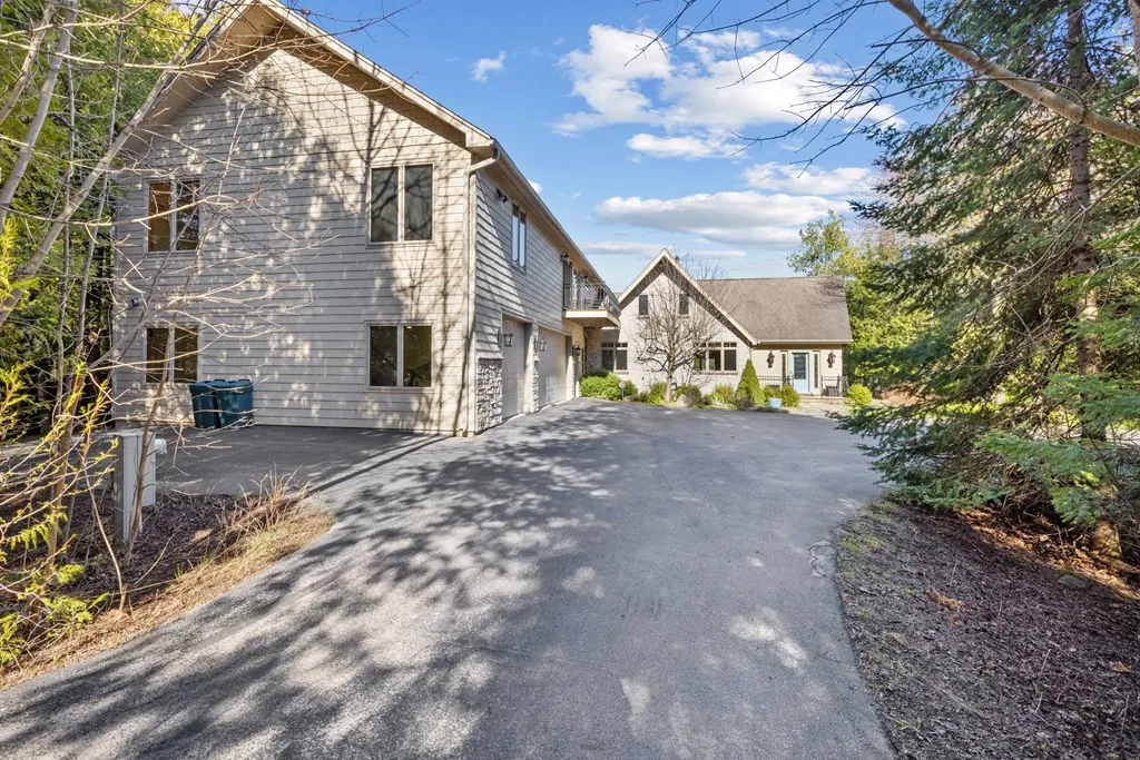 5282 W Shore Dr, Sturgeon Bay Wi 54235, 4 Bedrooms Bedrooms, ,5 BathroomsBathrooms,Waterfront-Residential,For Sale,W Shore Dr,143900