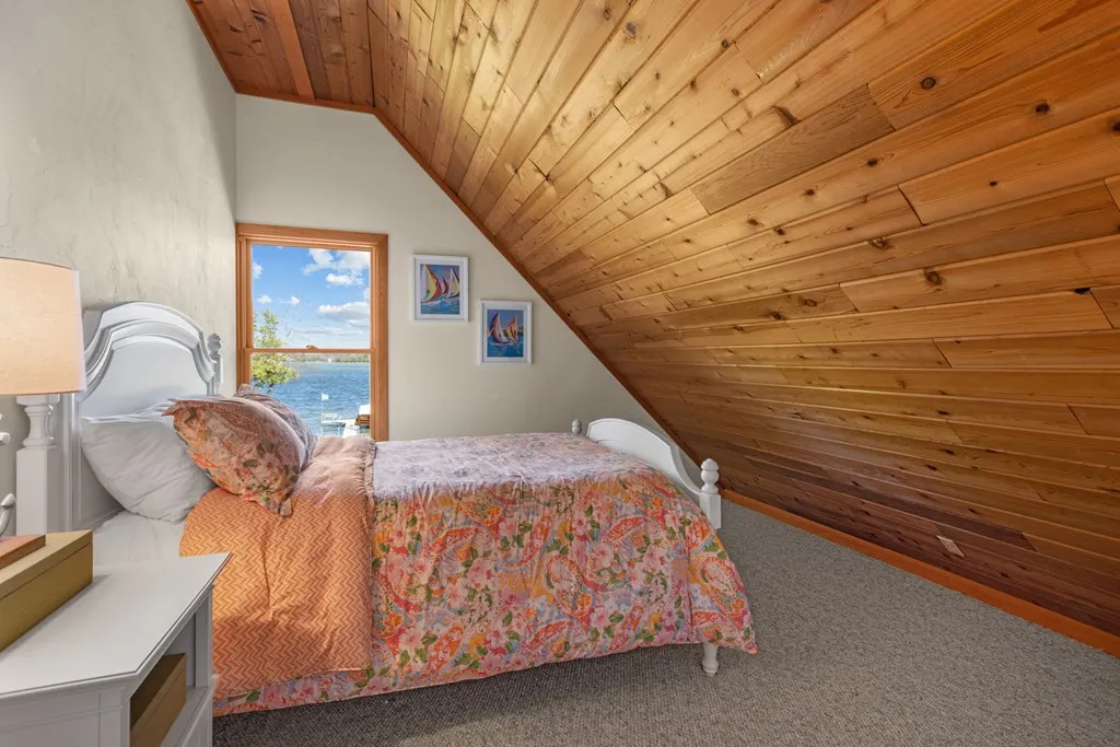 5282 W Shore Dr, Sturgeon Bay Wi 54235, 4 Bedrooms Bedrooms, ,5 BathroomsBathrooms,Waterfront-Residential,For Sale,W Shore Dr,143900