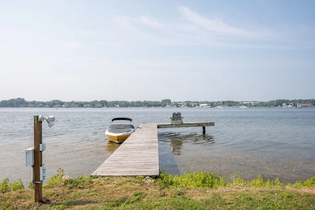 936 Memorial Dr, Sturgeon Bay, Wisconsin 54235, 4 Bedrooms Bedrooms, ,2 BathroomsBathrooms,Waterfront-Residential,For Sale,Memorial Dr,144529