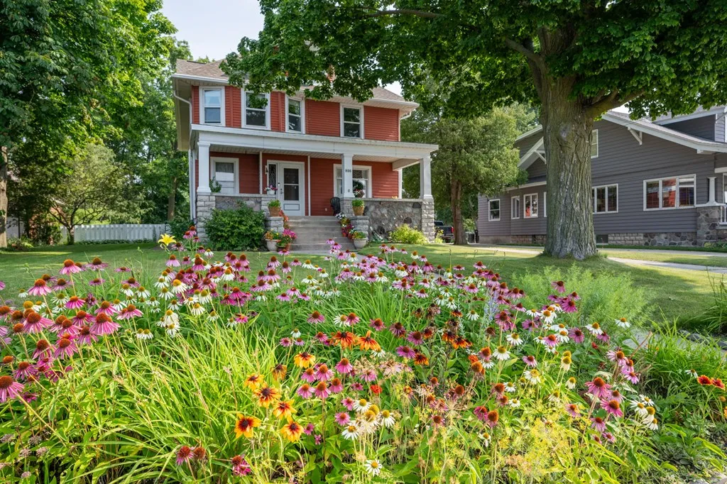 936 Memorial Dr, Sturgeon Bay, Wisconsin 54235, 4 Bedrooms Bedrooms, ,2 BathroomsBathrooms,Waterfront-Residential,For Sale,Memorial Dr,144529