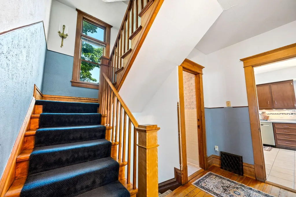 936 Memorial Dr, Sturgeon Bay, Wisconsin 54235, 4 Bedrooms Bedrooms, ,2 BathroomsBathrooms,Waterfront-Residential,For Sale,Memorial Dr,144529