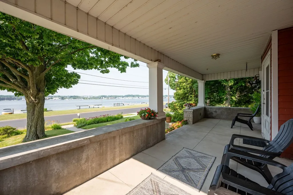 936 Memorial Dr, Sturgeon Bay, Wisconsin 54235, 4 Bedrooms Bedrooms, ,2 BathroomsBathrooms,Waterfront-Residential,For Sale,Memorial Dr,144529