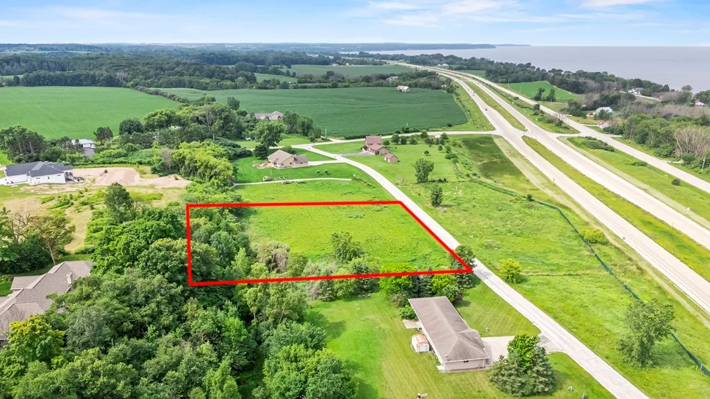 Sugar Maple Dr, Luxemburg, Wisconsin 54217, ,Condominium,For Sale,Sugar Maple Dr,144250