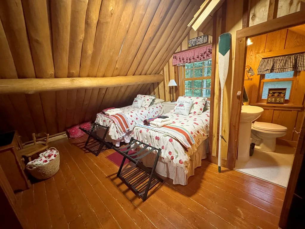 1205 East Side Rd, Washington Island, Wisconsin 54246, 3 Bedrooms Bedrooms, ,2 BathroomsBathrooms,Inland-Residential,For Sale,East Side Rd,144417