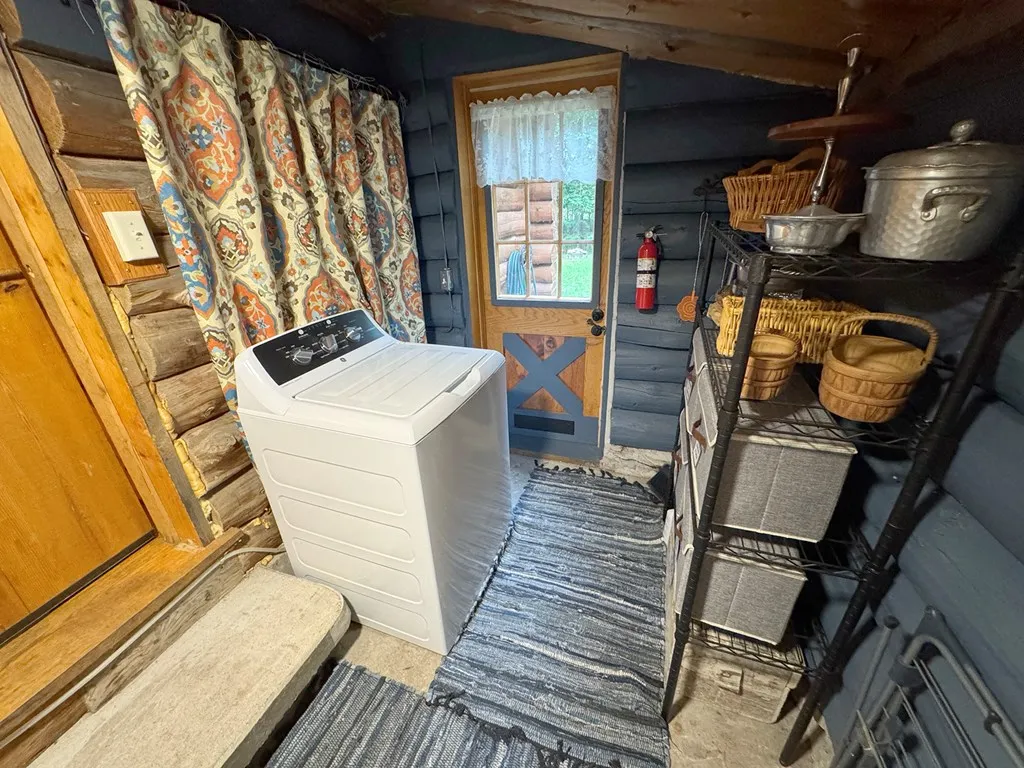 1205 East Side Rd, Washington Island, Wisconsin 54246, 3 Bedrooms Bedrooms, ,2 BathroomsBathrooms,Inland-Residential,For Sale,East Side Rd,144417